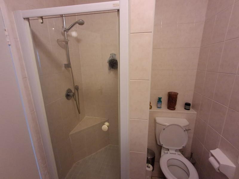 2 Bedroom Property for Sale in Gardens Western Cape